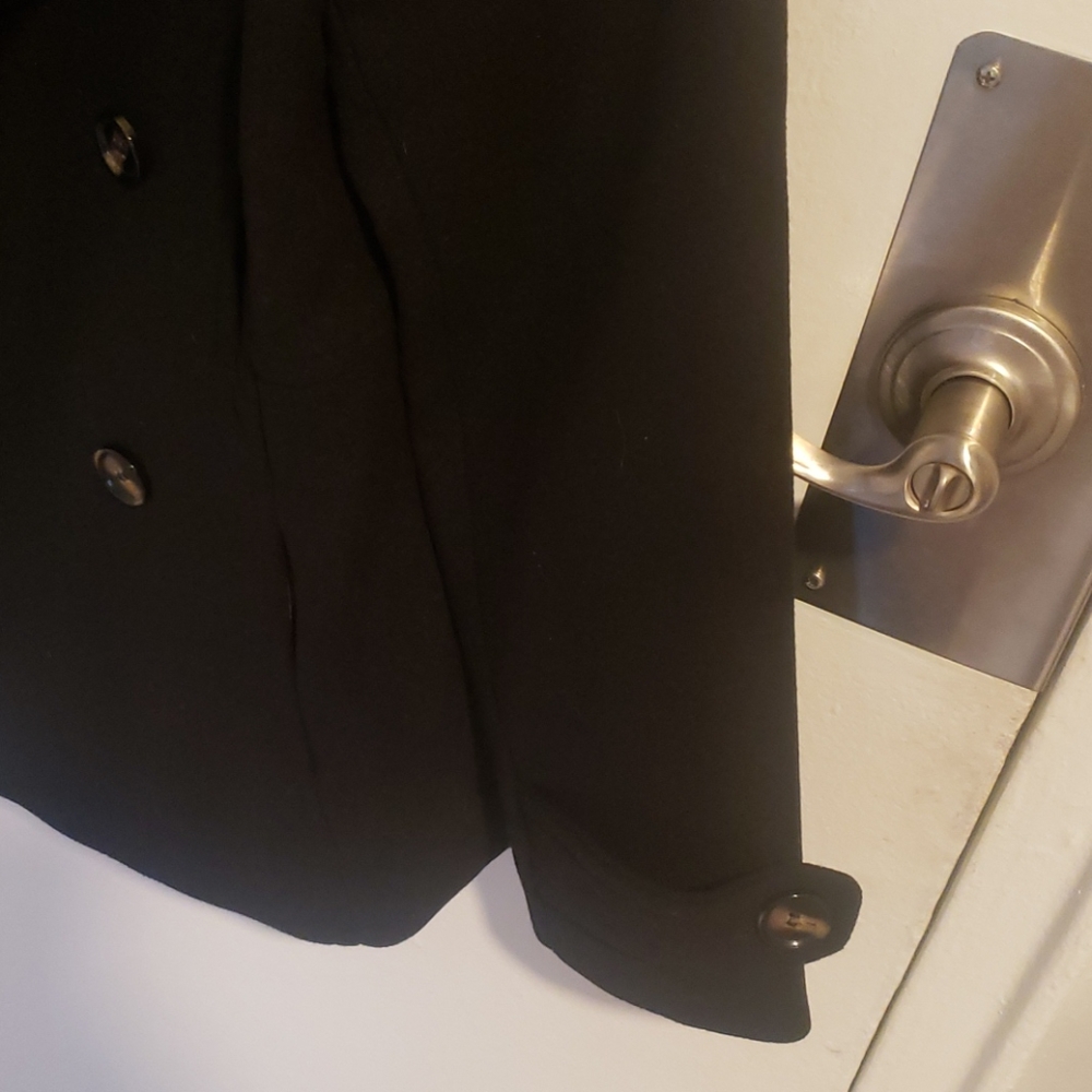 Coat - Picture 5 of 6